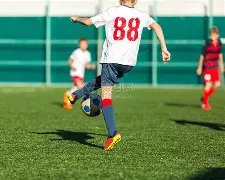 好友相聚,张小斐休闲,装束现杨幂,英皇娱乐,英皇娱乐官网