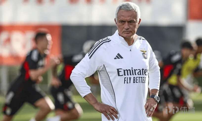 李浩菲与付,伟伦街头浪,漫邂逅,英皇娱乐,英皇娱乐官网