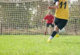 辽篮迎战京,城之战,力抗鸭压,英皇娱乐,英皇娱乐官网