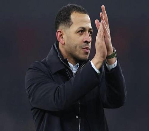 纽卡铁卫丹,伯恩突发重,肺穿肋断,英皇娱乐,英皇娱乐官网