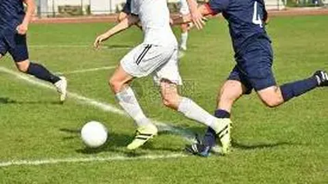 国奥队0比1惜败韩国国奥，年轻球员表现抢眼